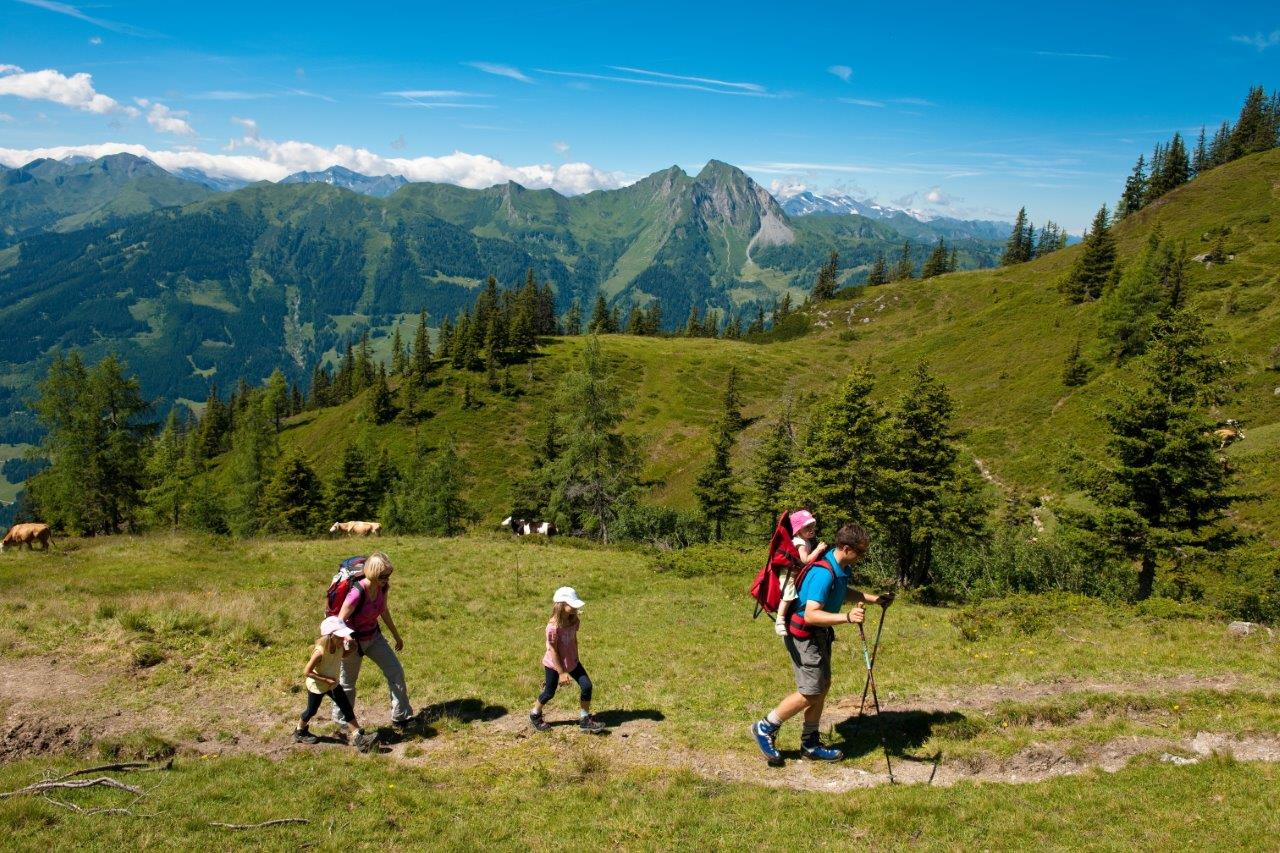 Sommer in Dorfgastein Gasteinertal in Salzburg Wandern Mountainbiken Entspannen